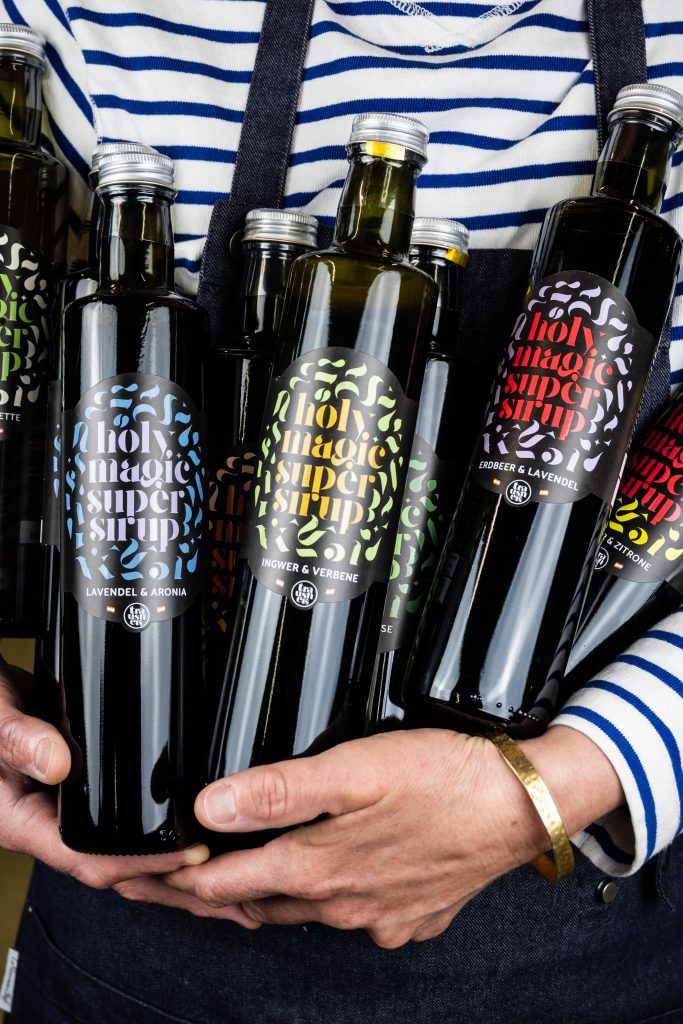 Holy Magic Super Sirup Gruppenbild